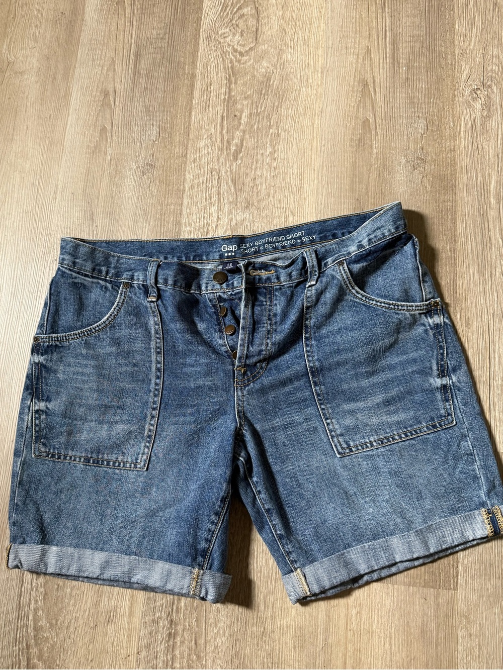 GAP Women's Dark Blue Denim Roll-Cuff Jean Shorts